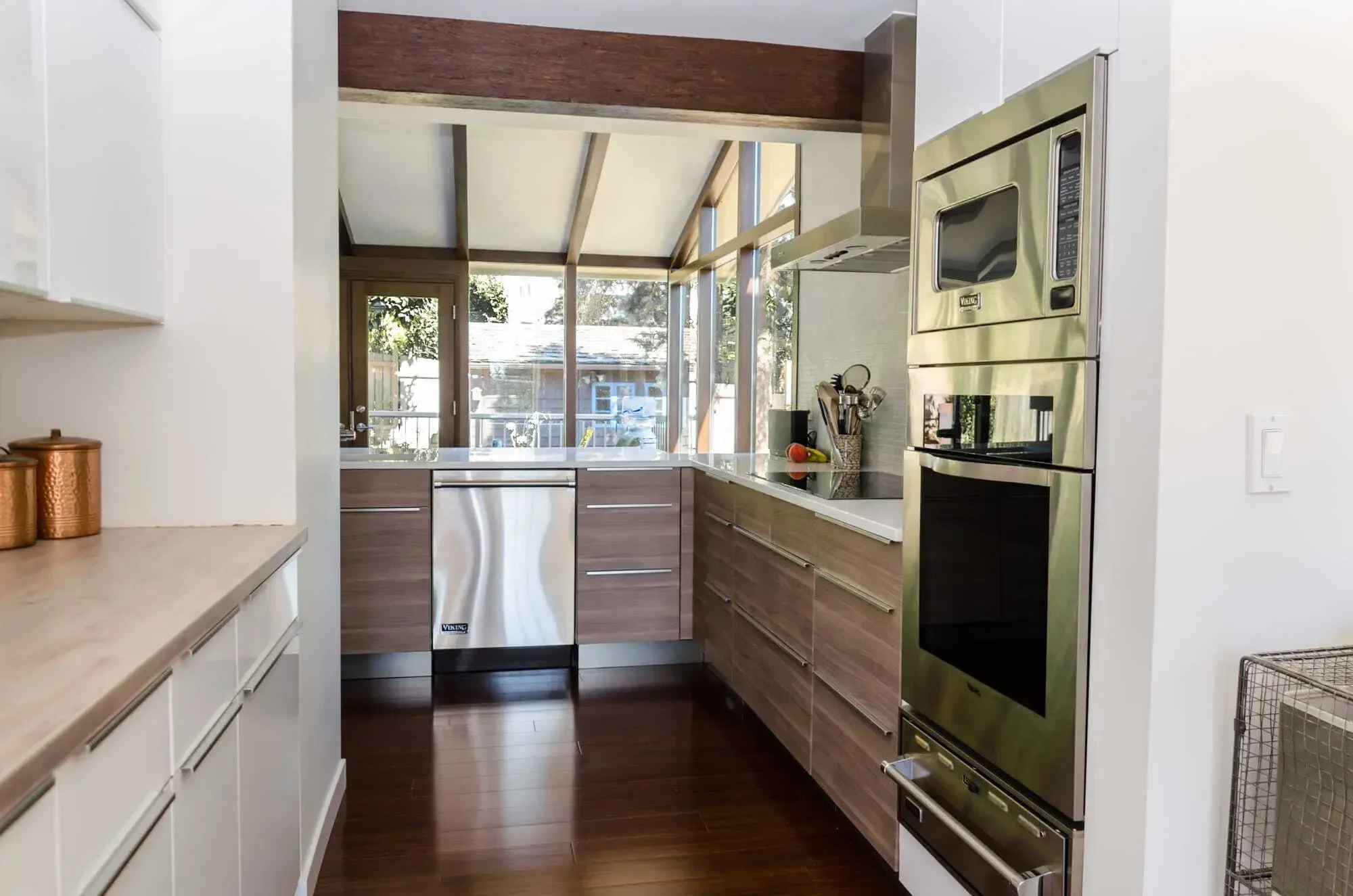 Mixing colors and textures keeps the design fresh