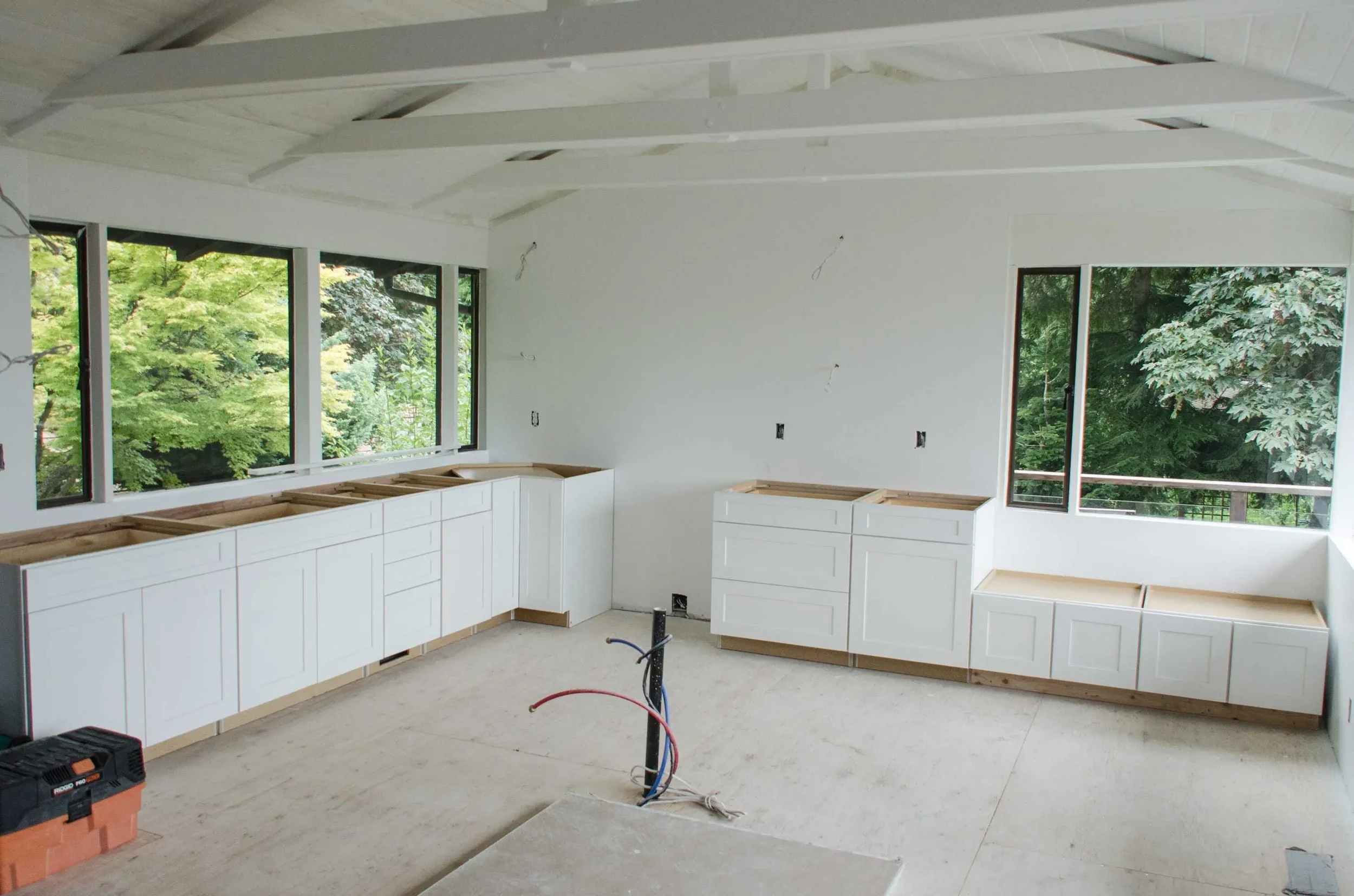 Kitchen cabinet installation