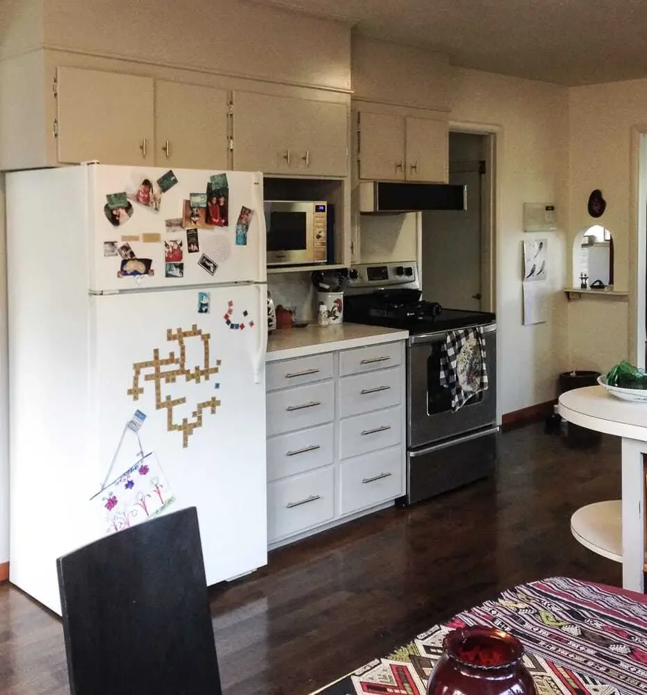 Original kitchen (before)